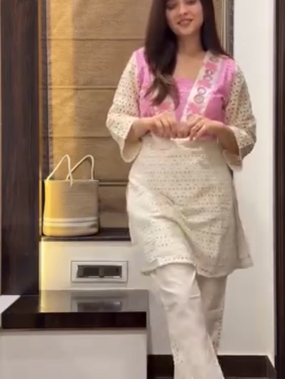 Womens blue & Cream Embroidered Kurta Set - Brand. First pic for reference only